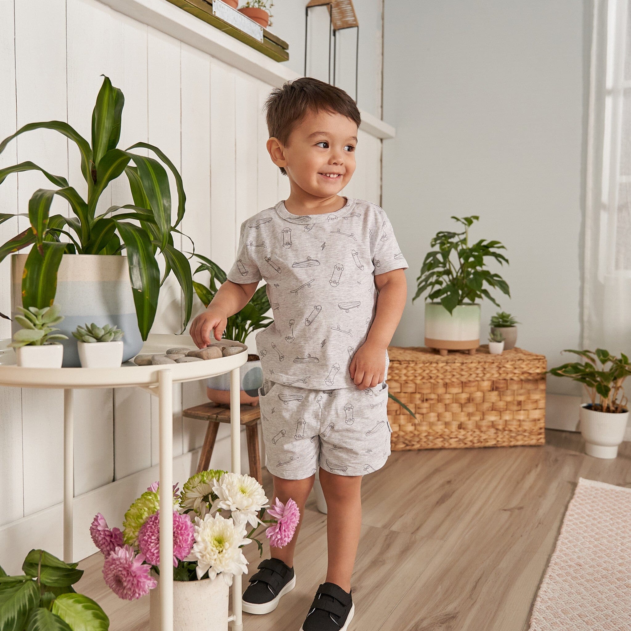 2-Piece Baby & Toddler Boys Heather Skateboard T-Shirt and Shorts Set - Image 2