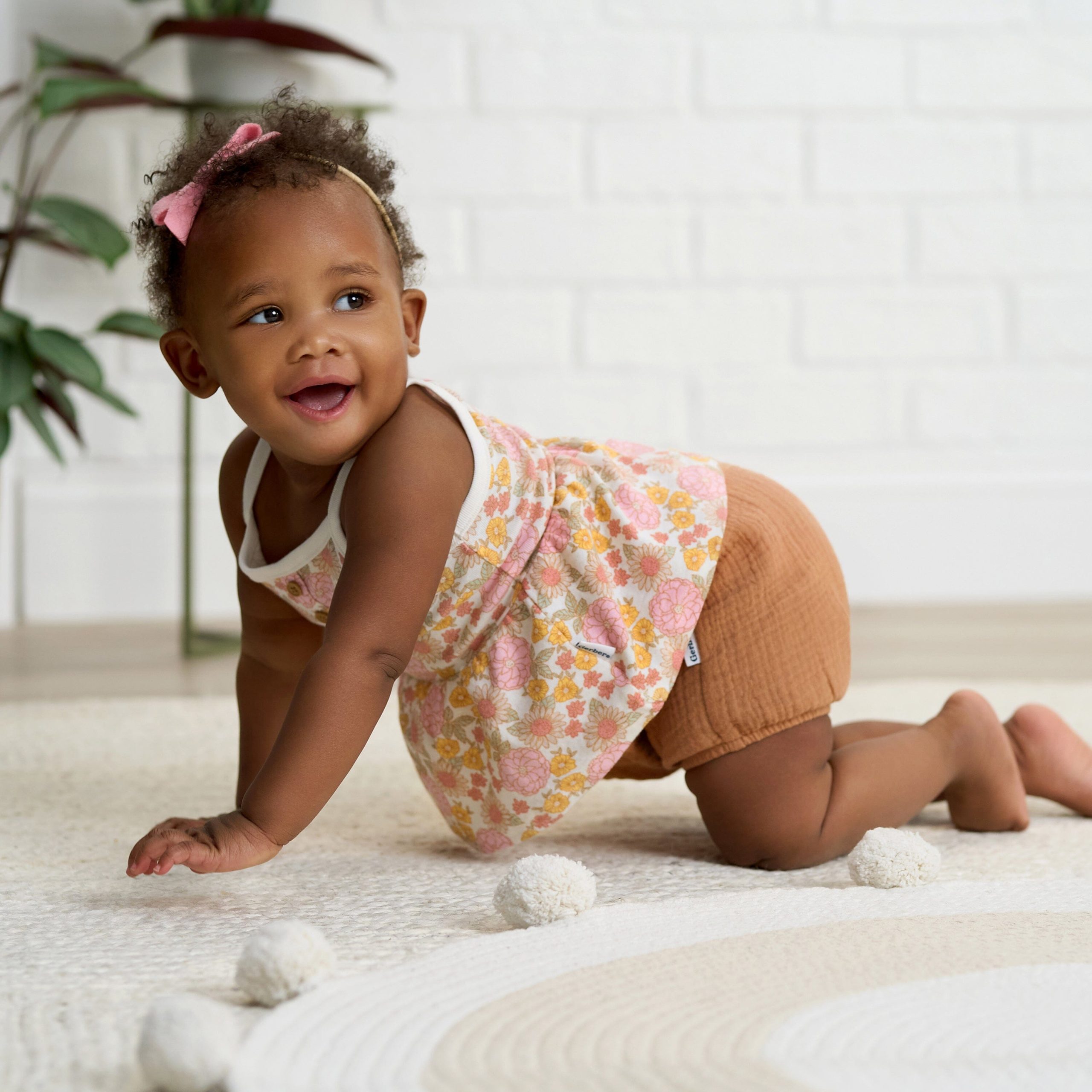 3-Pack Baby Girls White, Black Dot, & Brown Gauze Bubble Shorts - Image 3