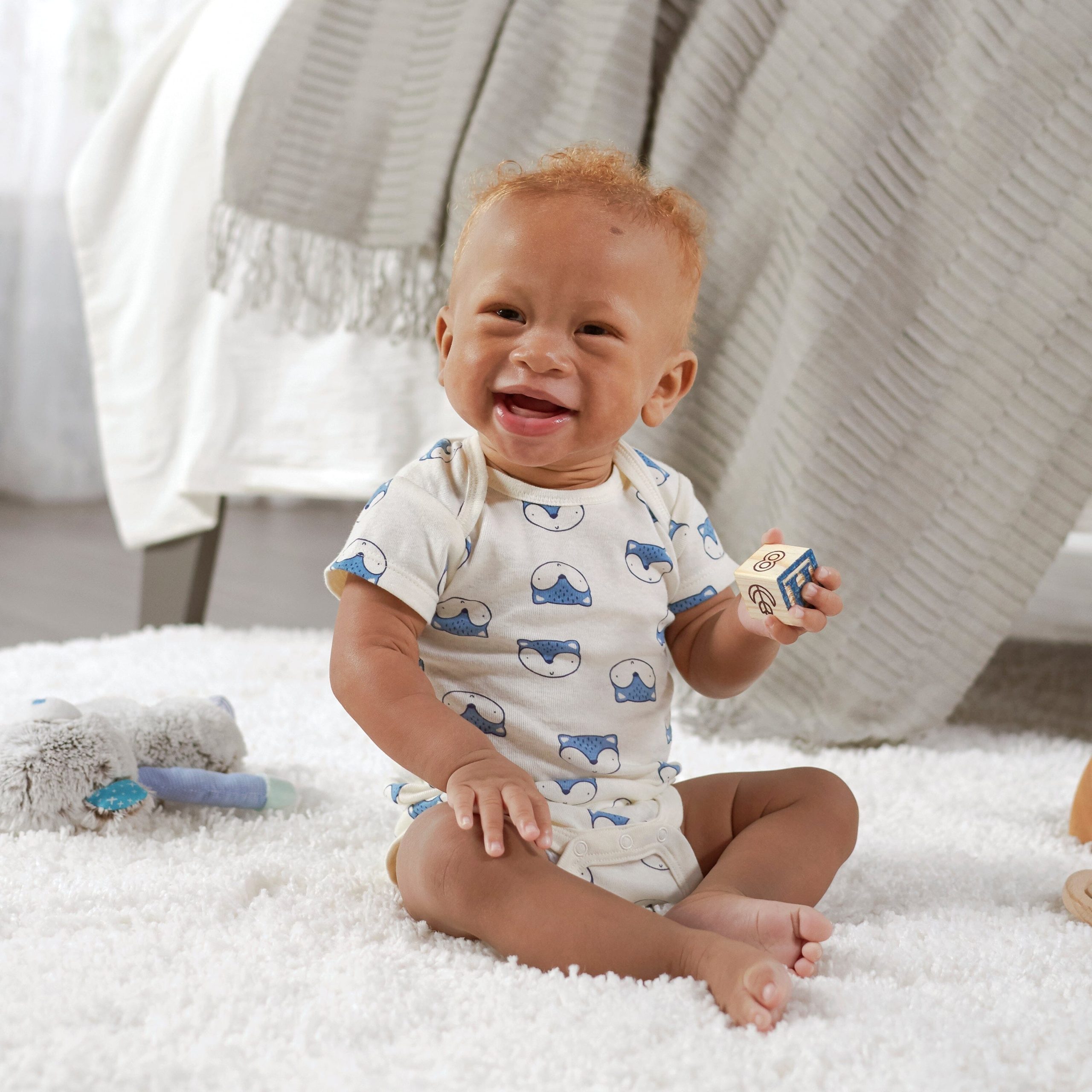 Gerber® 8-pack Baby Boys' Fox Short Sleeve Onesies® Bodysuits - Image 3