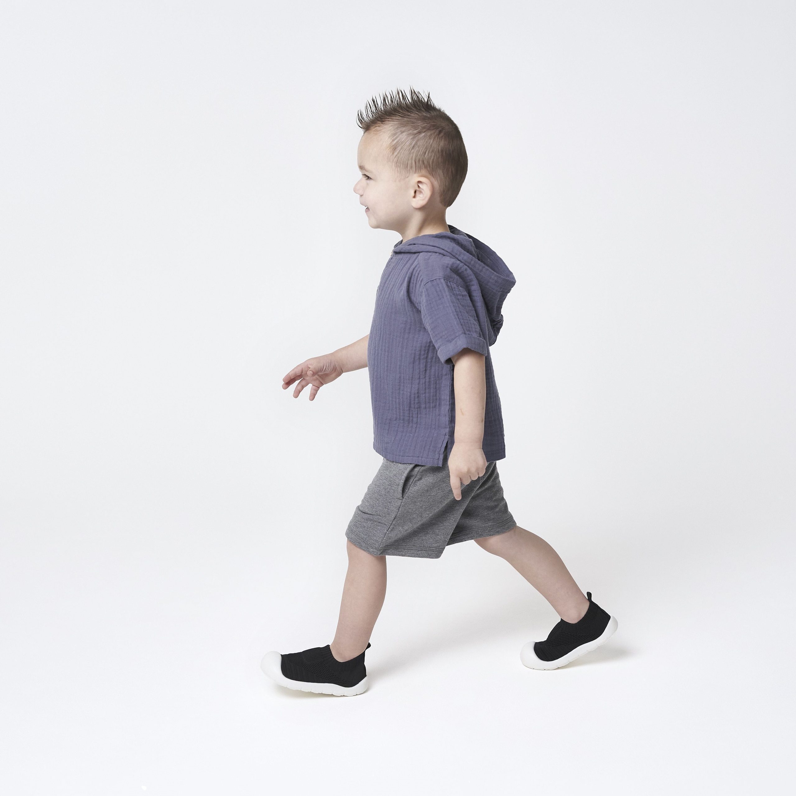 Toddler Neutral Black Stretchy Knit Slip-On Sneaker, US 11 - Image 2