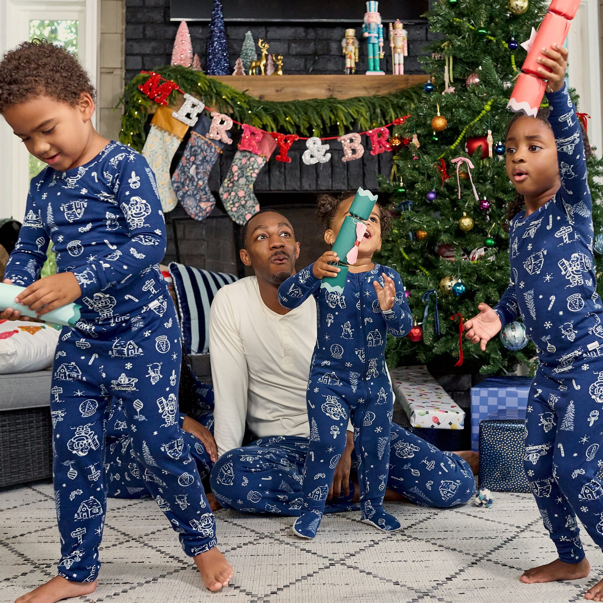 2-Piece Big Kids Neutral Navy Toile Hacci Pajamas - Image 4