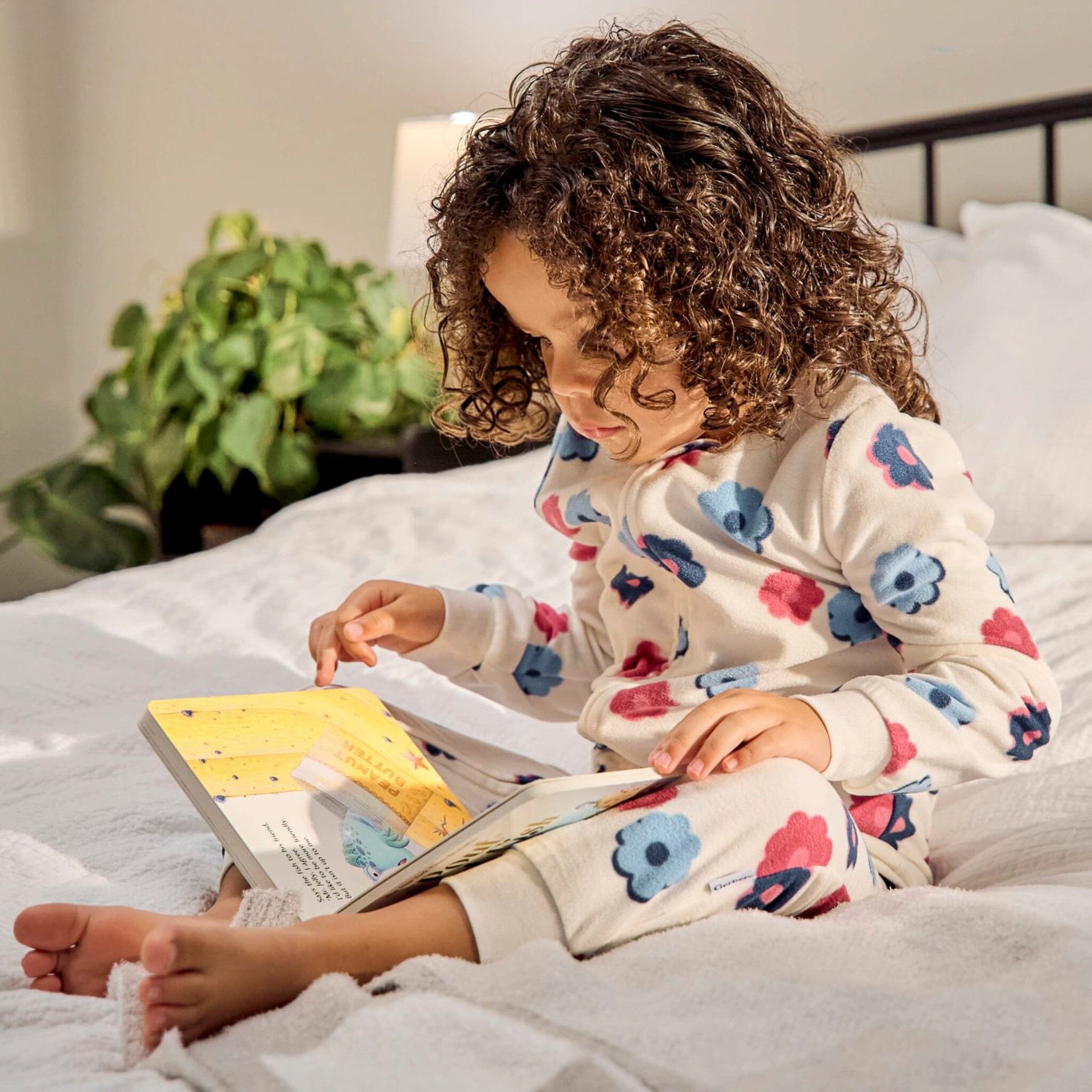 3-Pack Infant & Toddler Girls Hearts Footless Fleece Pajamas - Image 2