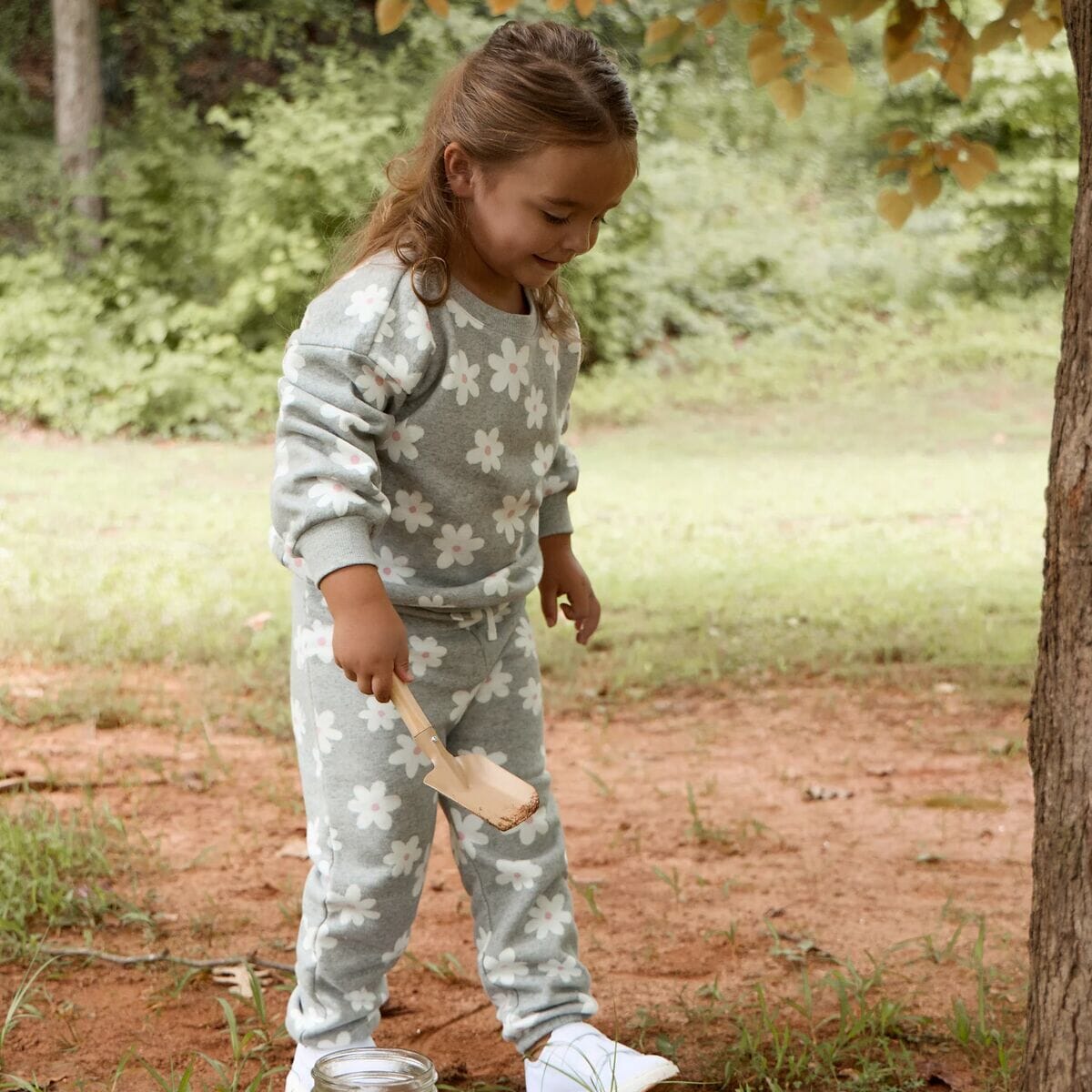 2-Piece Baby & Toddler Girls Big Daisies Sweatshirt & Pant Set - Image 2