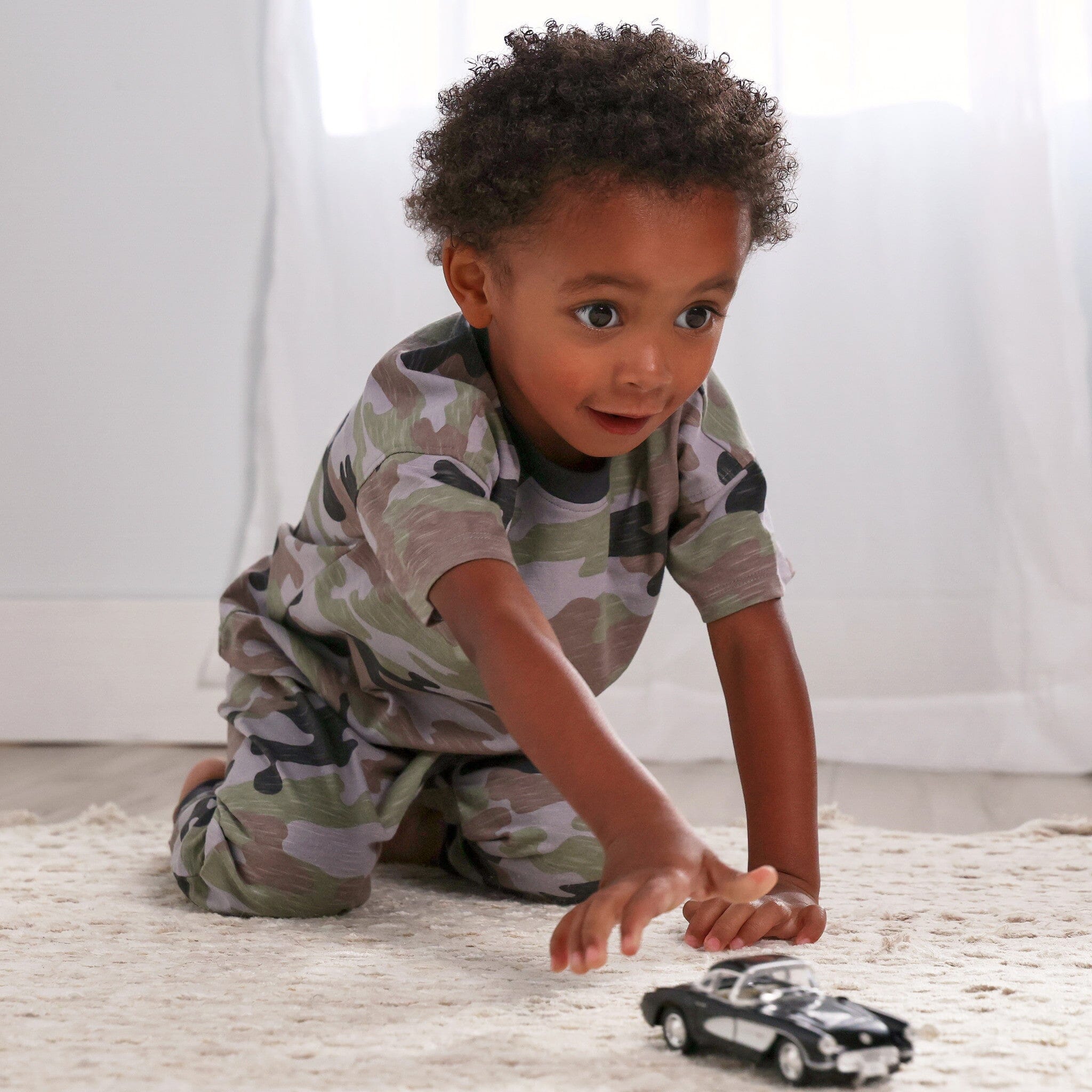 2-Piece Infant & Toddler Boys Green Camo T-Shirt & Jogger Pants Set - Image 2